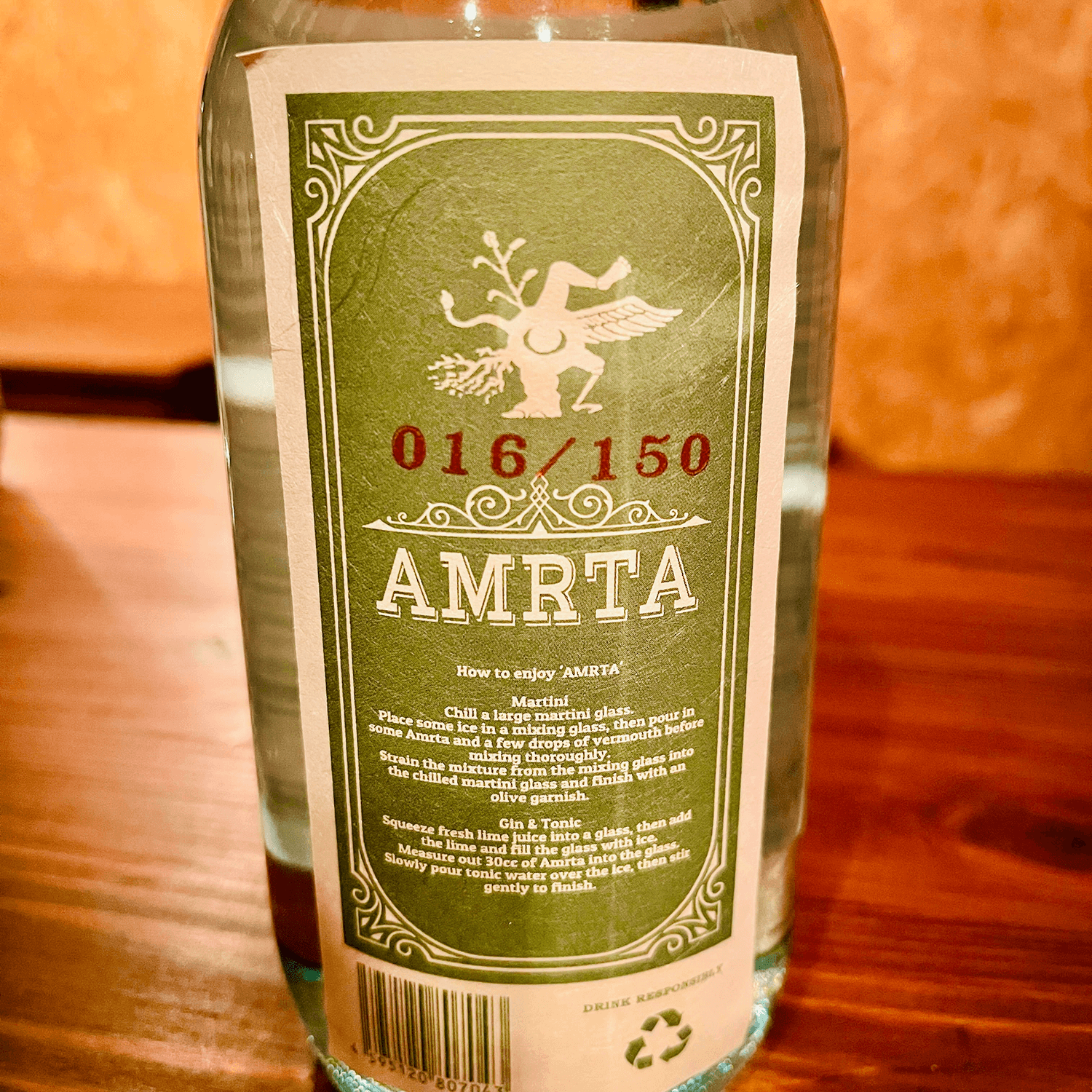 amrta-gin-limited-edition-01_02